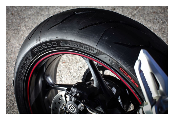 Летние шины Pirelli Diablo Rosso Corsa
